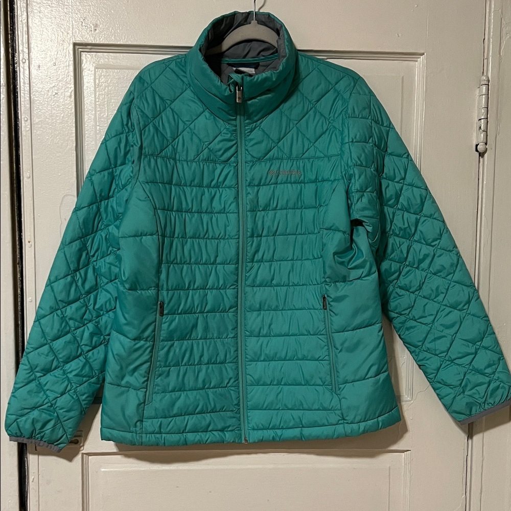 Columbia Women's Teal Puffer Jacket